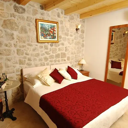 Sigurata Πανσιόν 3*